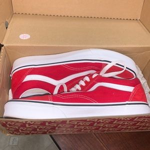 Worn once, basically  brand new red old skool Vans size women’s 8.5/ men’s 7